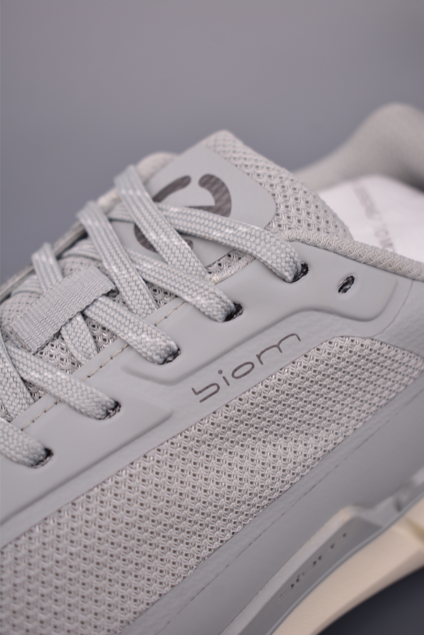 280 ECCO爱步休闲鞋秋 25年新款时尚德训鞋 经典百搭板鞋 875825