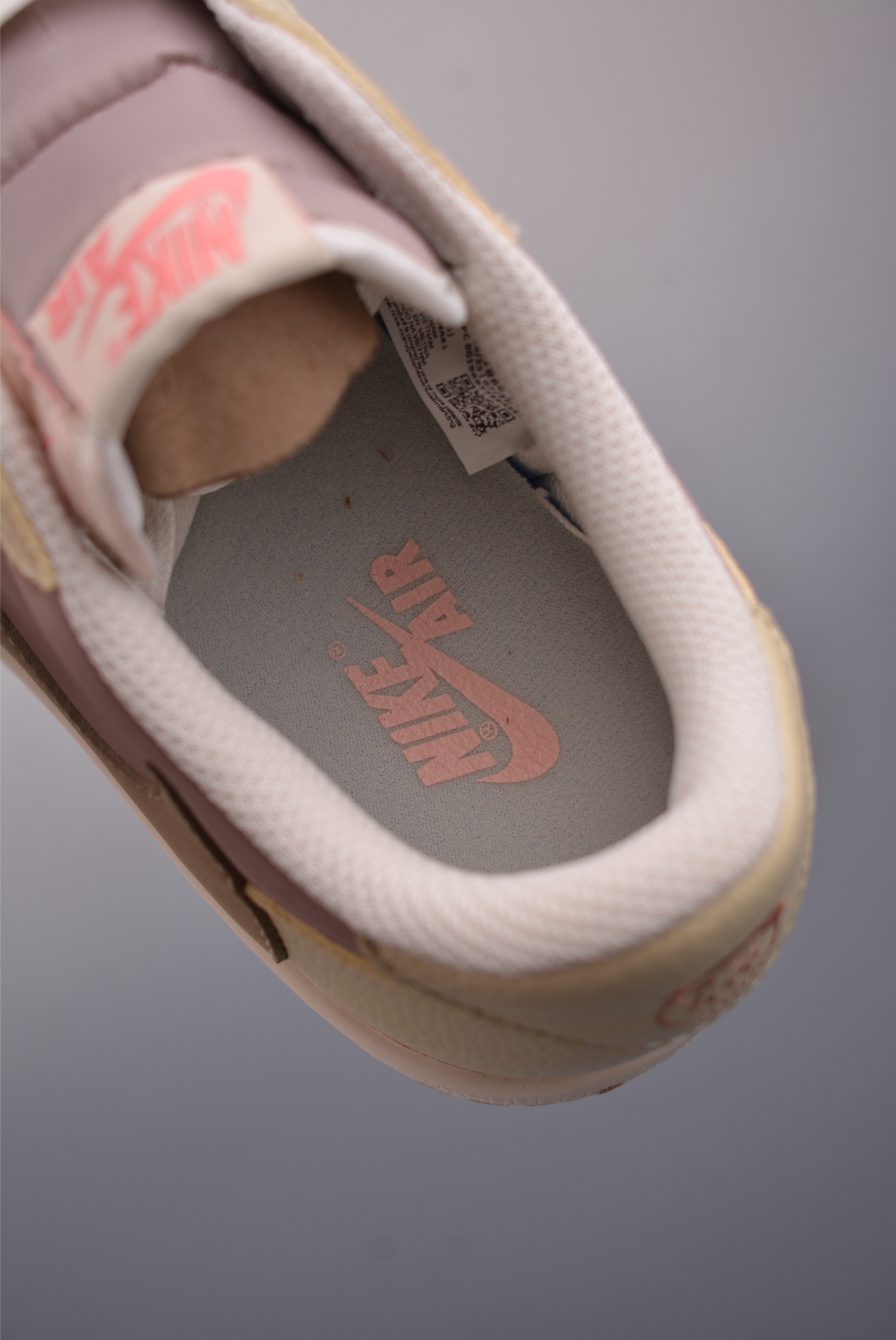 Fragment x Travis Scott x Air Jordan 1 Low 三方联名倒钩 DM7866-492