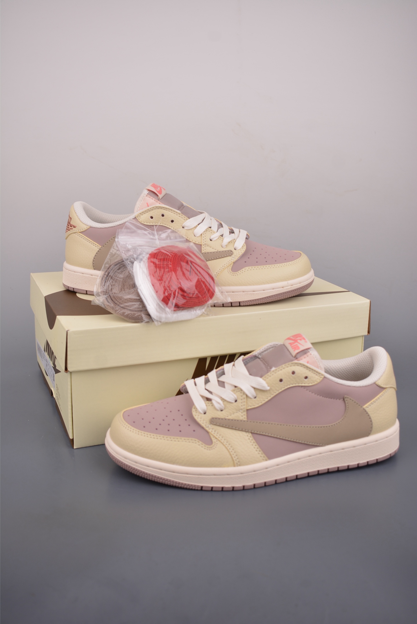 Fragment x Travis Scott x Air Jordan 1 Low 三方联名倒钩 DM7866-492