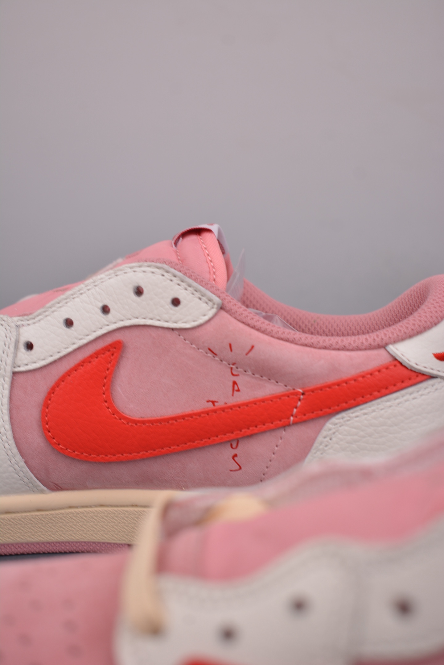 Fragment x Travis Scott x Air Jordan 1 Low 三方联名倒钩 DM7866-100