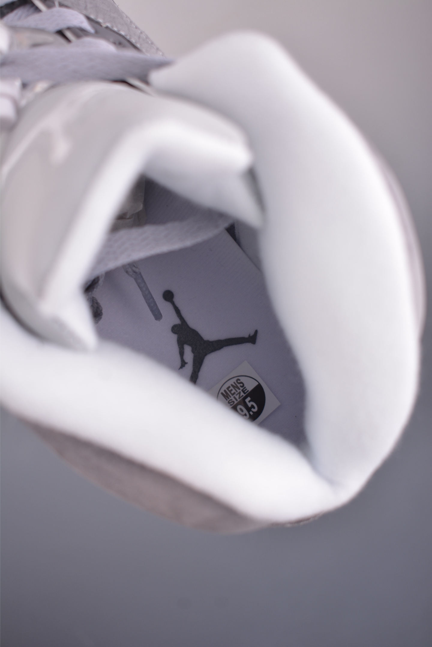 Jordan Air Jordan 5 “Wolf Grey” 复刻水泥灰 DD0587-002