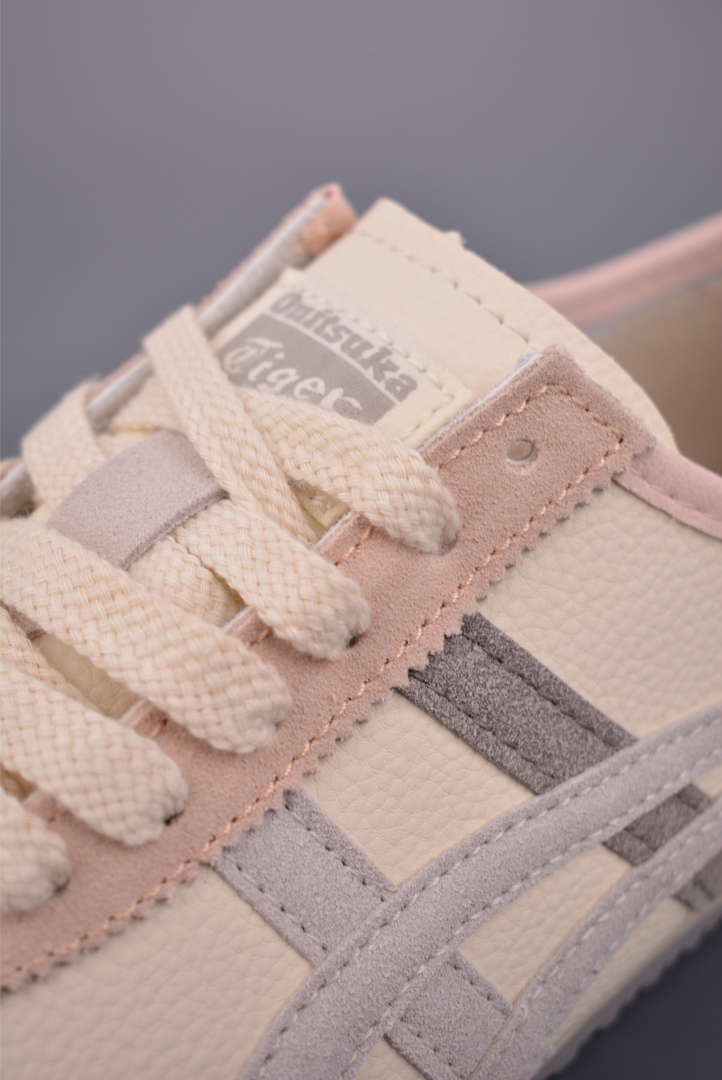 130 Asics鬼冢虎 MEXICO 66 做工精赞 1183C076