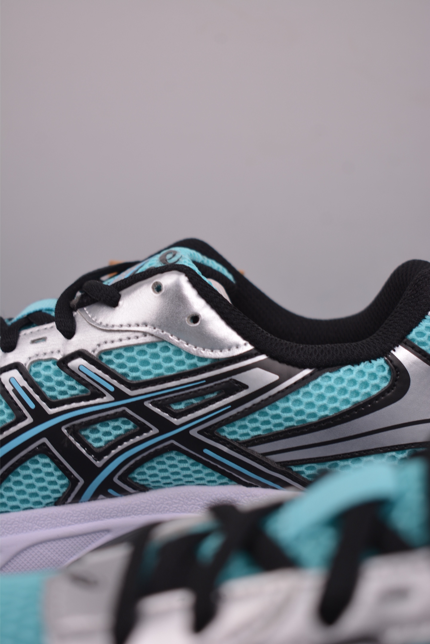 Asics Gel-1130 版本 亚瑟士运动休闲透气专业跑鞋 1203A609-400