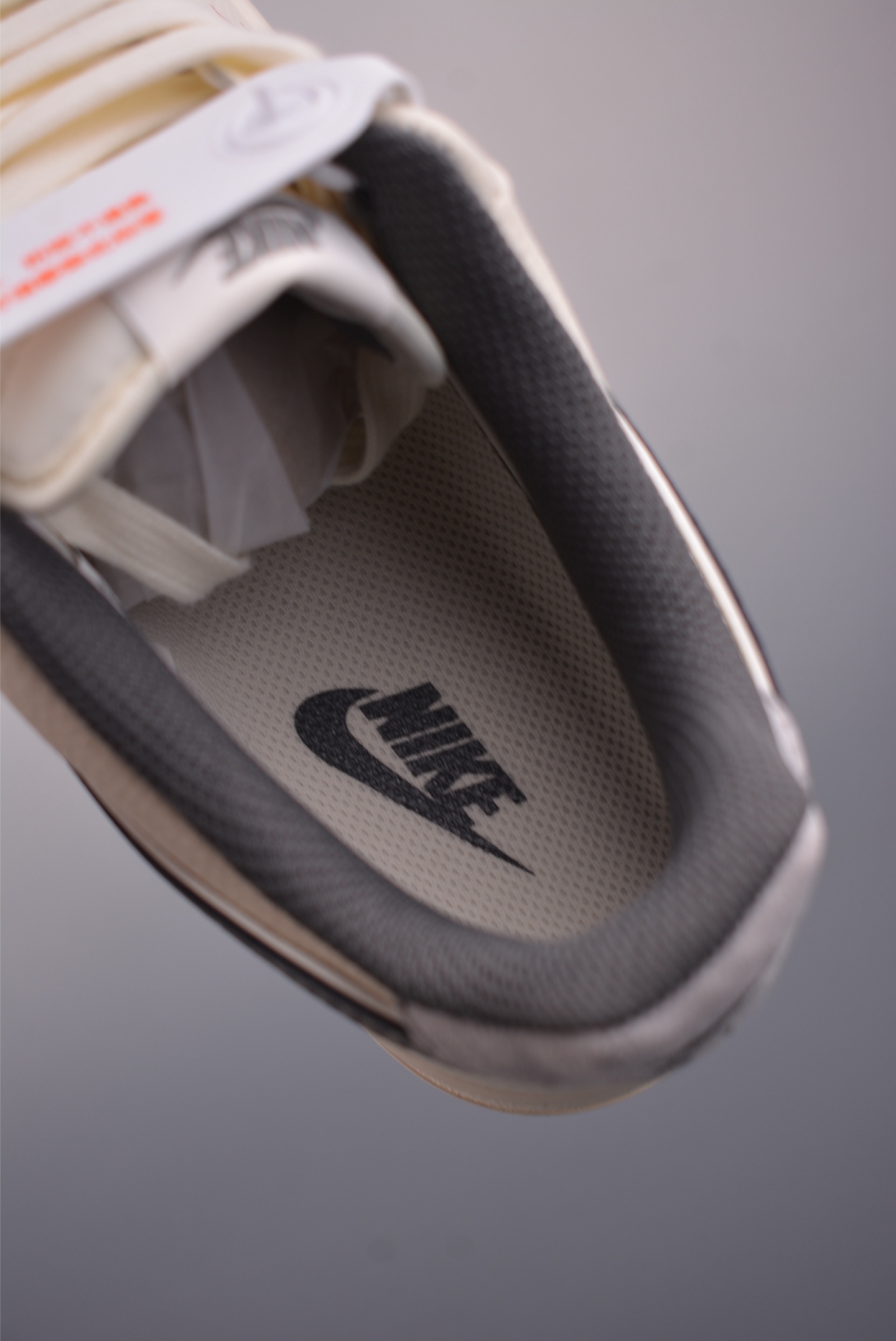 Nike Air Force 1 Low LV联名 MZ9588-811