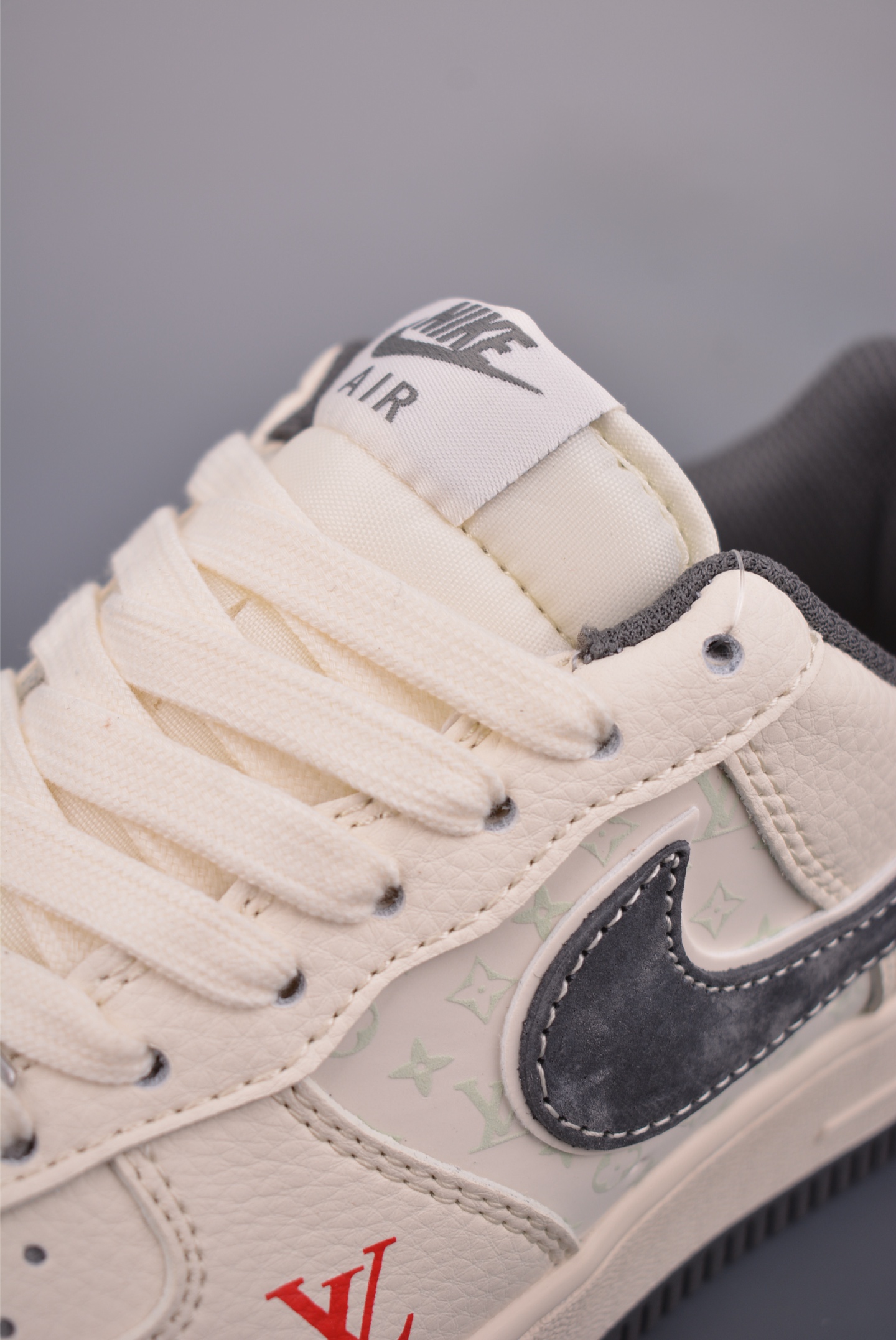 Nike Air Force 1 Low LV联名 MZ9588-811