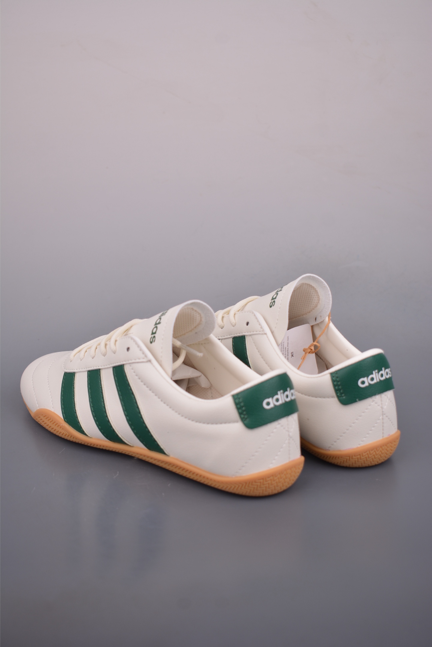 130 adidad GRAND COURT LO 网球运动休闲板鞋 JQ9690