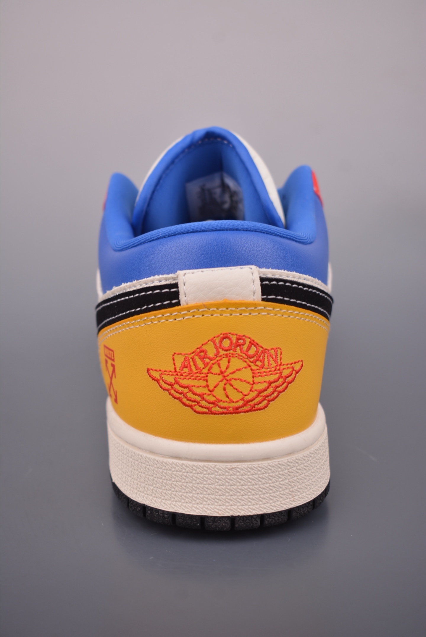 Nike Jordan Air Jordan 1 OFF联名 LB8888-001