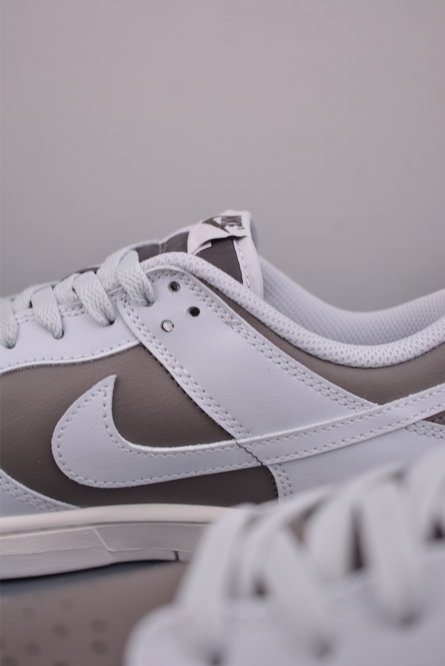 Nike SB Dunk Low 灰白 HF5441-202