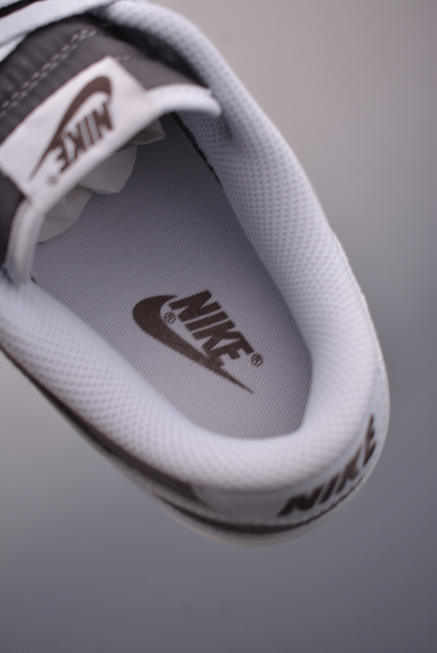 Nike SB Dunk Low 灰白 HF5441-202