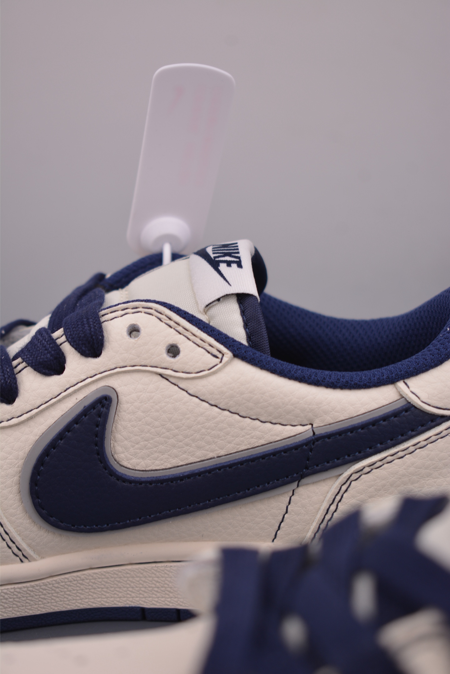 Fragment x Travis Scott x Supreme Air Jordan 1 Low 三方联名倒钩 XX3168-217