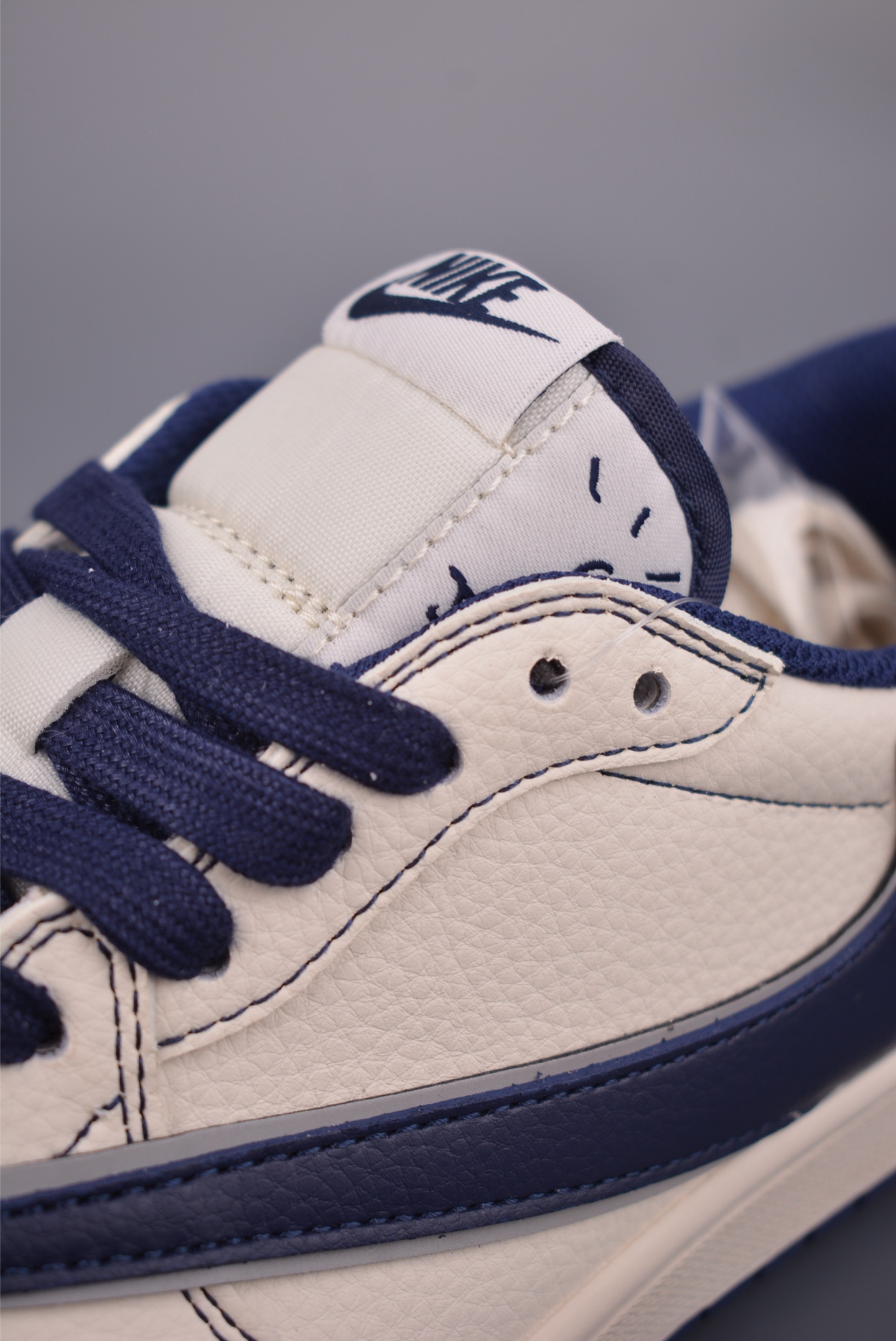 Fragment x Travis Scott x Supreme Air Jordan 1 Low 三方联名倒钩 XX3168-217