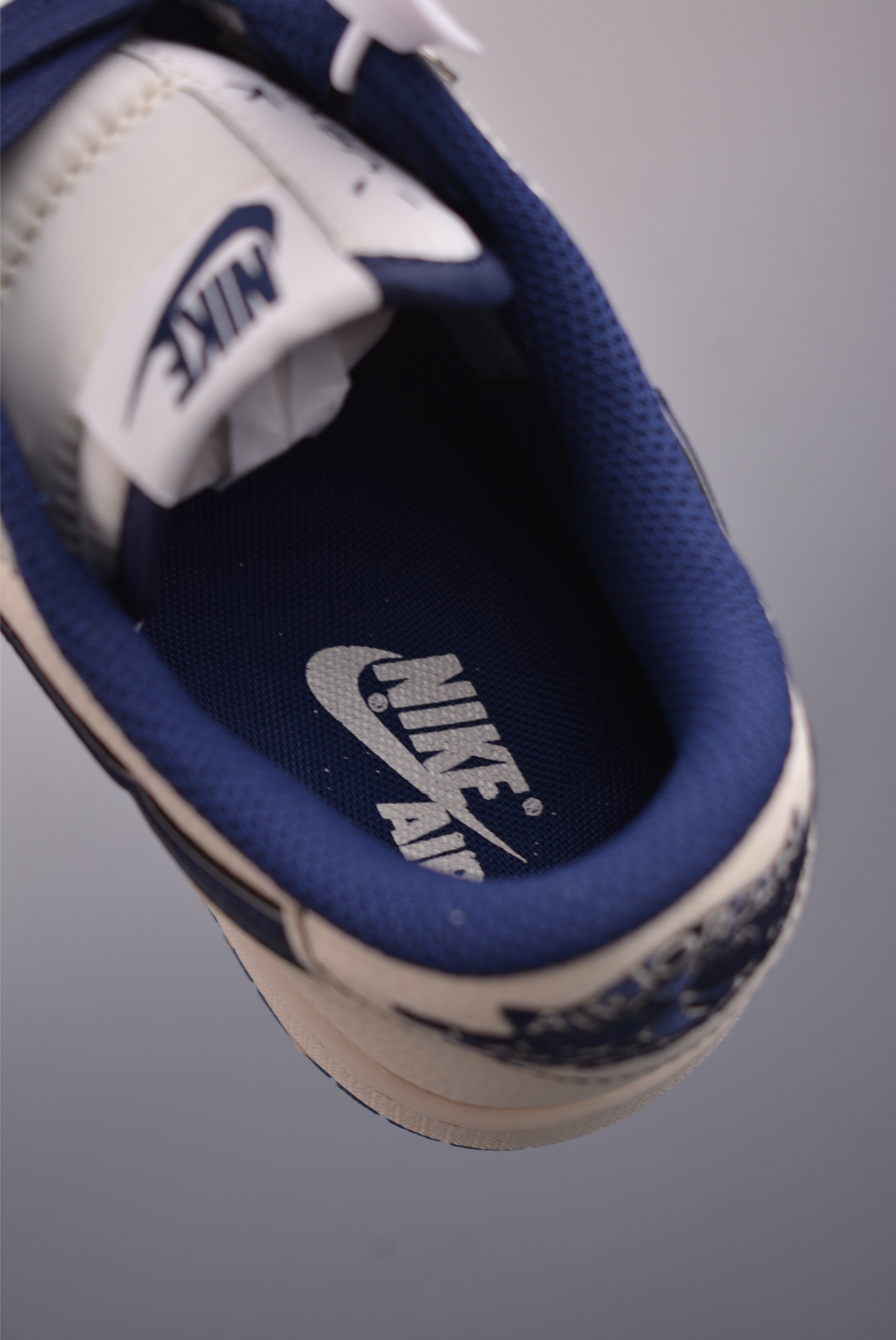 Fragment x Travis Scott x Supreme Air Jordan 1 Low 三方联名倒钩 XX3168-217