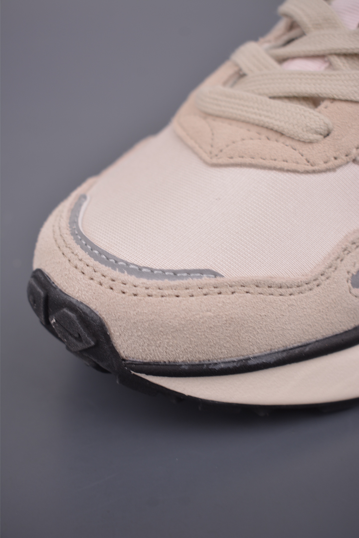 Nike Waffle Phoenix Waffl SACAI 复古运动休闲跑步鞋 FD2196-100