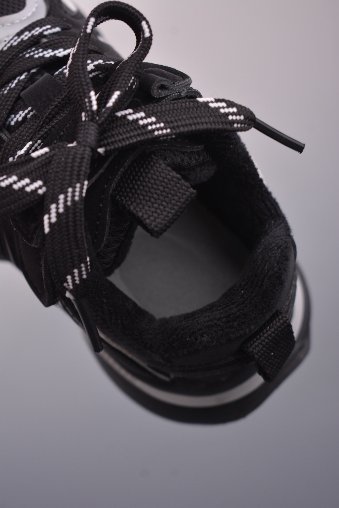 120 ADIDAS童鞋 休闲运动慢跑鞋-Chinese UA Cheap High Quatity Brand Clothes Bags handbags Sneakers wholesale wholesaler seller from China Factory suppliers Fashion Clothing Shoes best Quality Beautiful Price 120 ADIDAS童鞋 休闲运动慢跑鞋