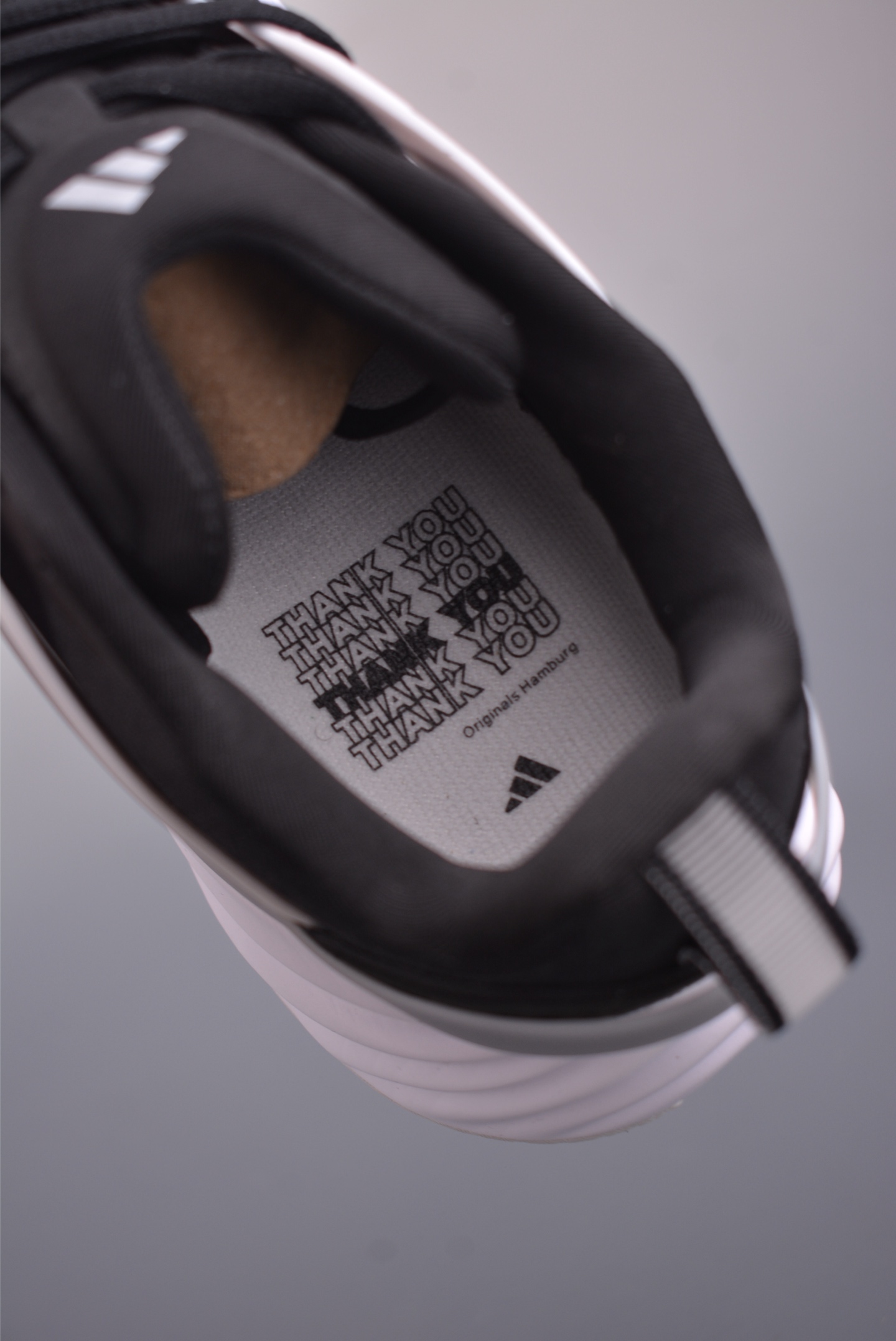 200 阿迪达斯 ADIPURE GLIDE 三叶草 清风系列 复古网面透气跑步鞋 JR4862