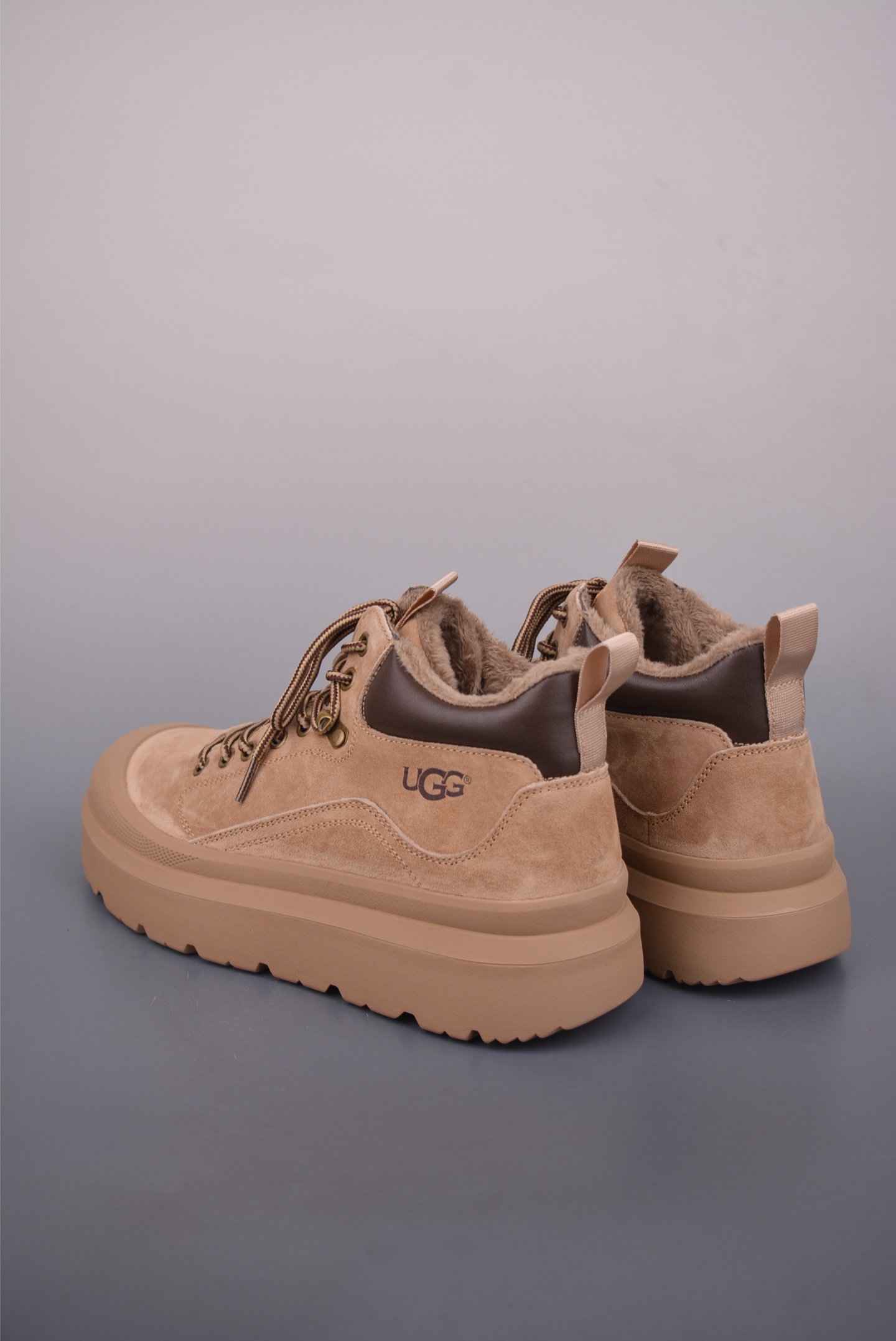 280 美国轻奢品牌 UGG M Tasman Weather Hybrid 塔斯曼混合系列中帮厚底轻量休闲马丁靴 U6339M