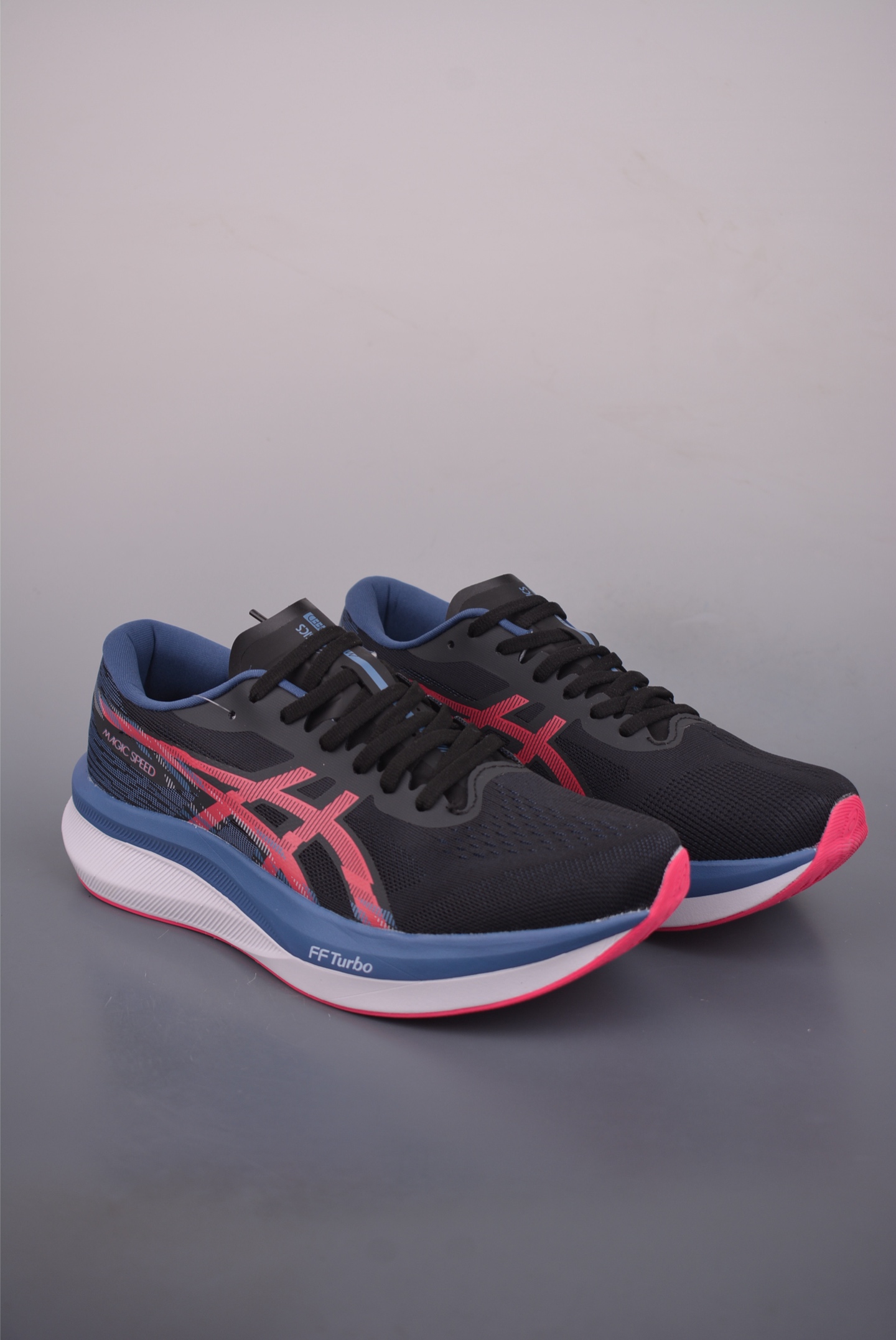 Asics MAGIC SPEED 4 巴黎奥运会 低帮专业越野跑步鞋 实拍首发 ffturbo中底材料软弹 双层鞋面 透气 特别研发使用性能独特的几何形跑鞋中底 它还能为各种阶段的跑者带来更具动感 官方货号: 1012B6761124