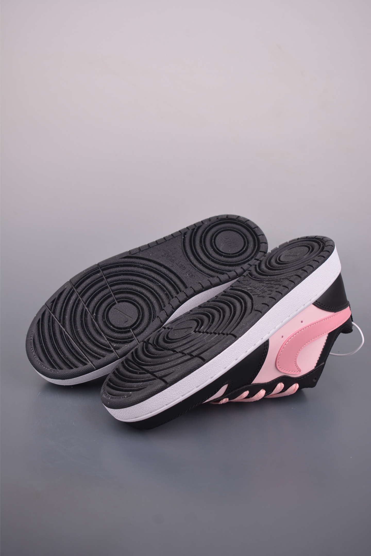 NIKE Court Borough Low 休闲运动板鞋 版本 低帮百搭透气休闲运动板鞋 B05448-115