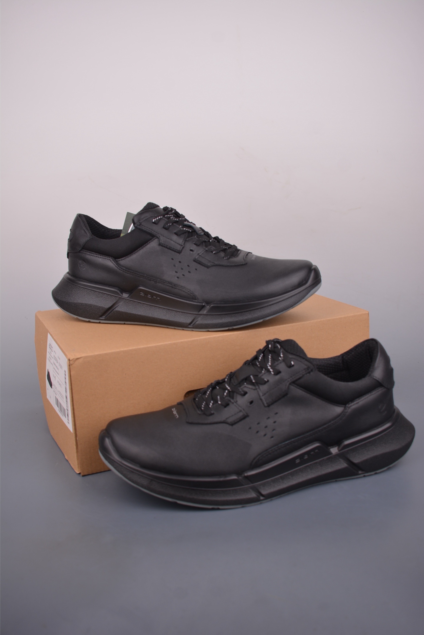 280 ECCO爱步休闲鞋秋 25年新款时尚德训鞋 经典百搭板鞋 830764