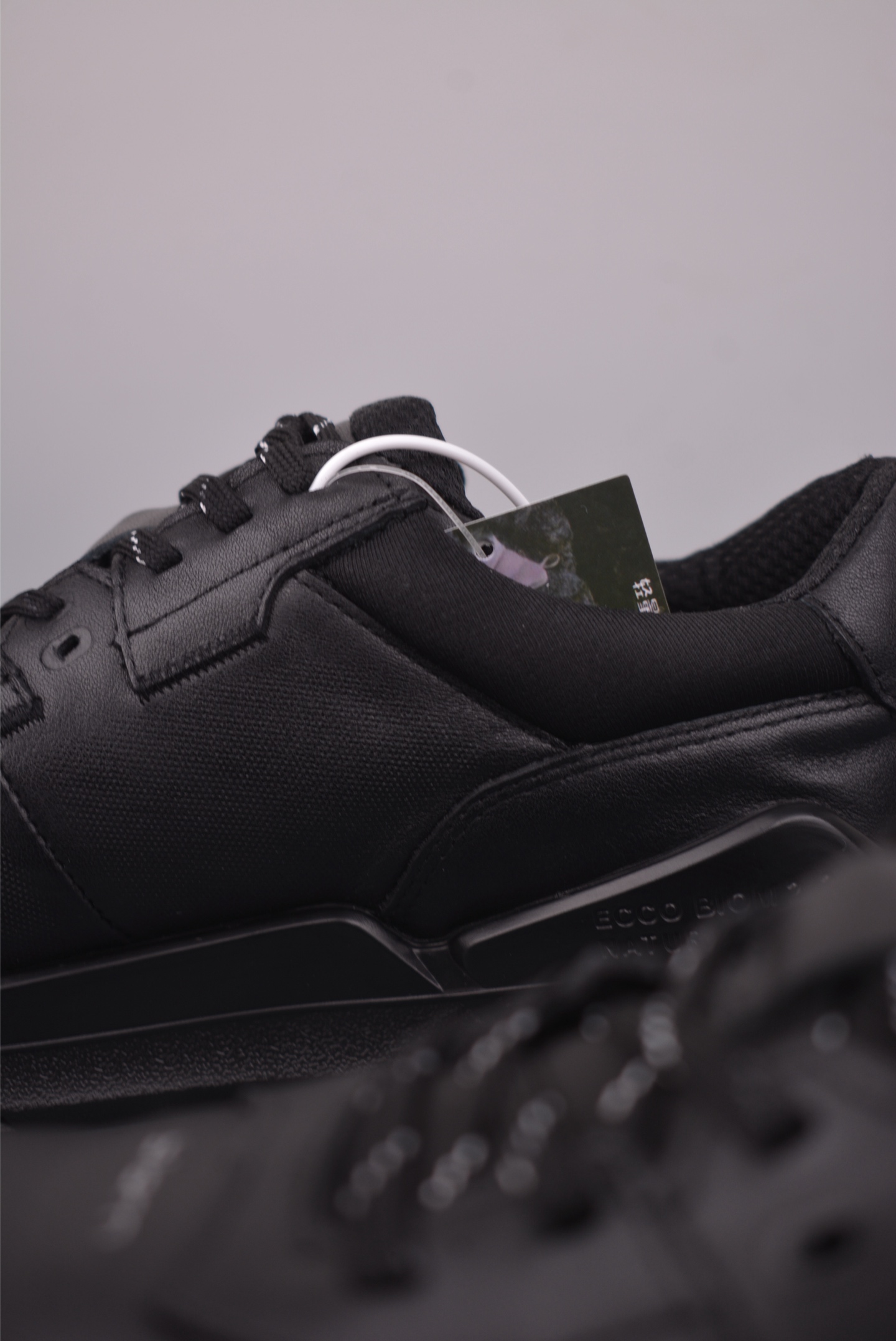 280 ECCO爱步休闲鞋秋 25年新款时尚德训鞋 经典百搭板鞋 830764