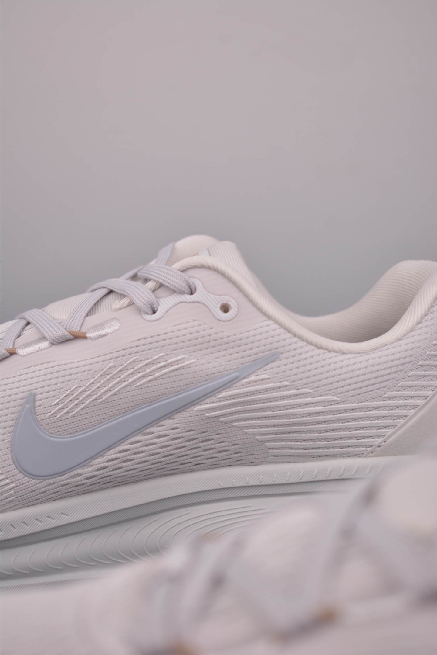 Nike Air Zoom Vomero Plus HM6803-009