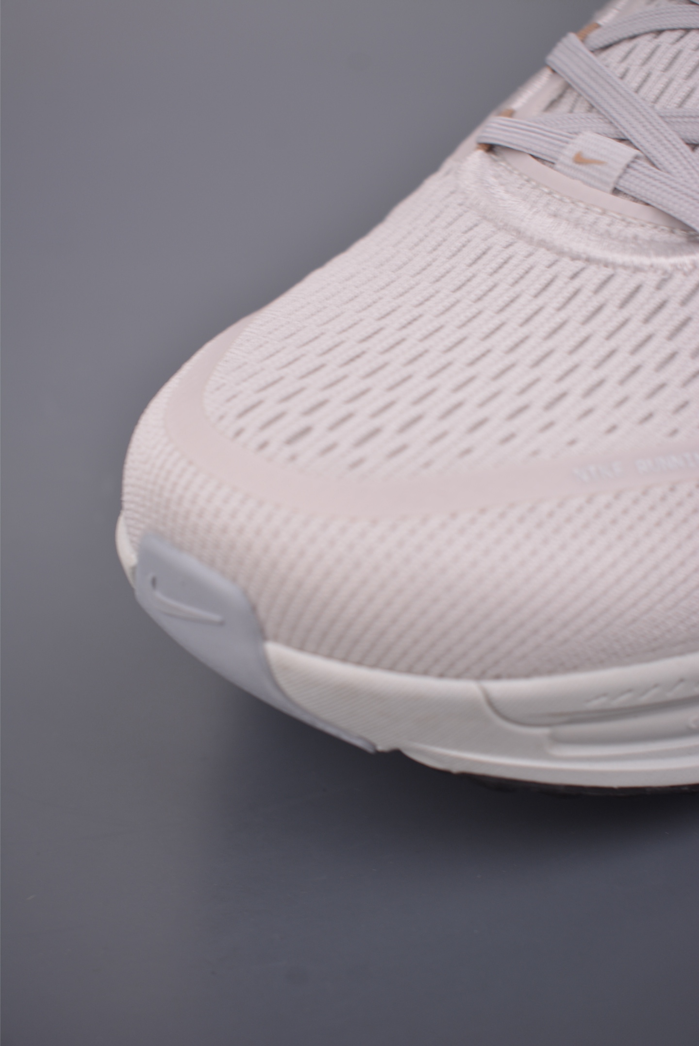 Nike Air Zoom Vomero Plus HM6803-009