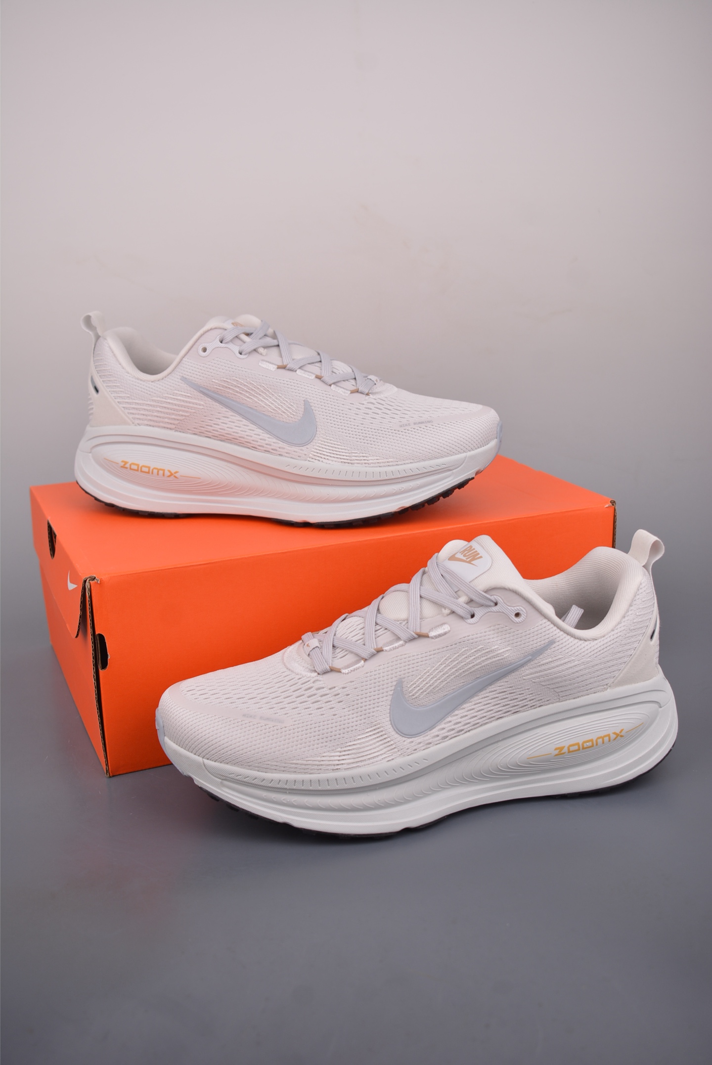 Nike Air Zoom Vomero Plus HM6803-009
