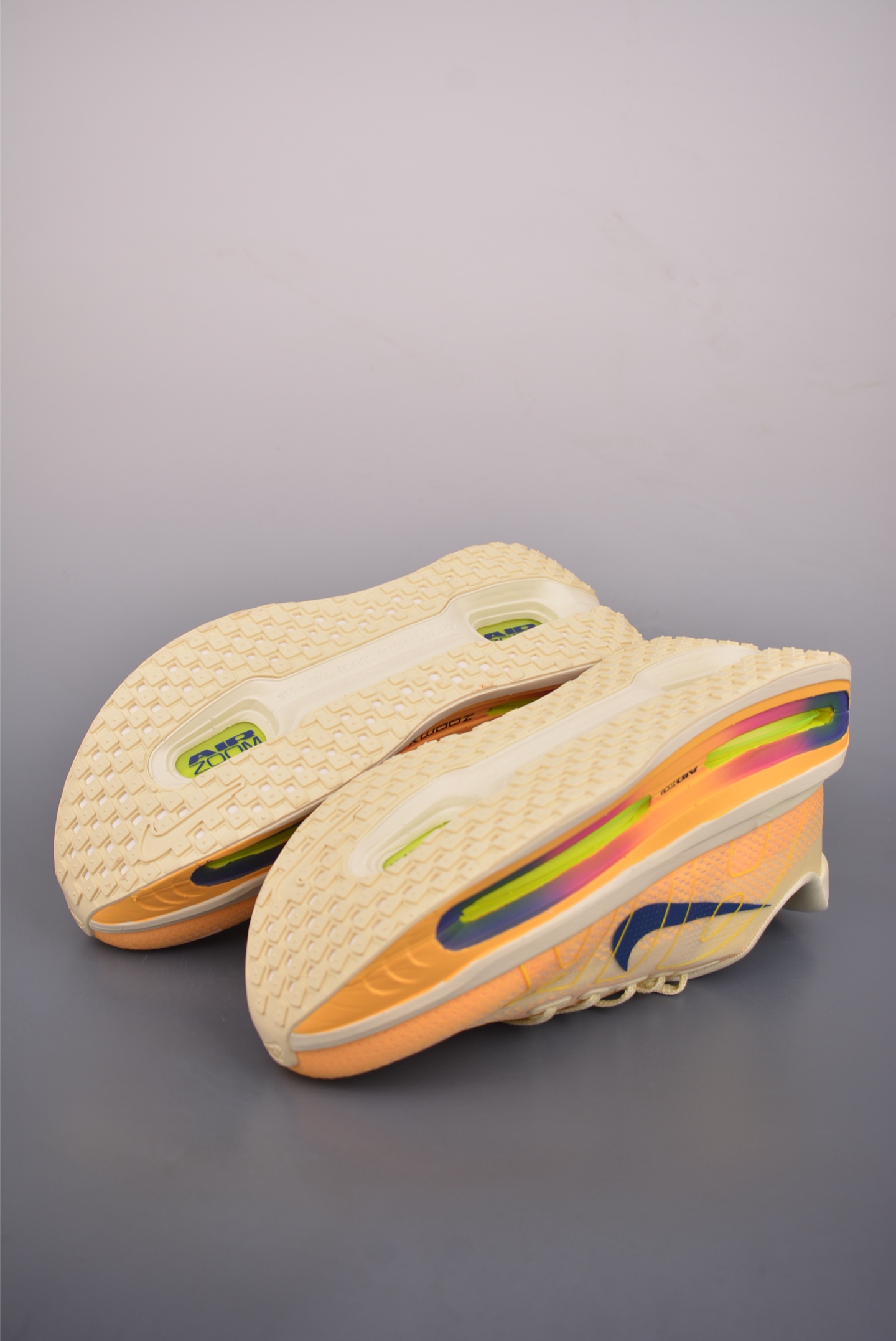 Nike Vomero premium Air气垫40周年 舒适百搭防滑耐磨 支撑缓震低帮 休闲跑步鞋 HQ2050-401