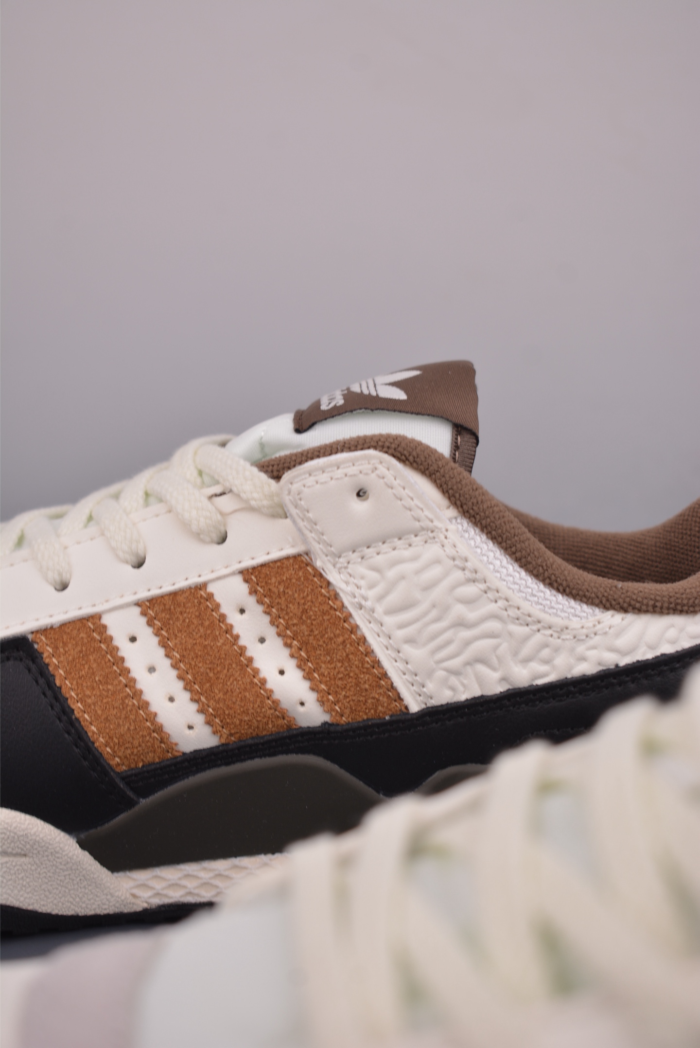 180 阿迪达斯 Adidas Forum Low CL 低帮百搭潮流休闲运动板鞋 JQ8734