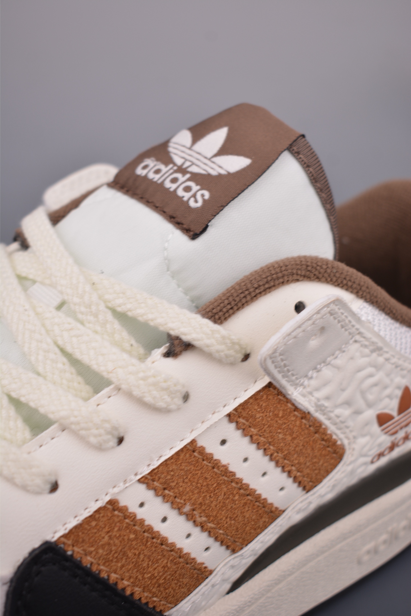 180 阿迪达斯 Adidas Forum Low CL 低帮百搭潮流休闲运动板鞋 JQ8734