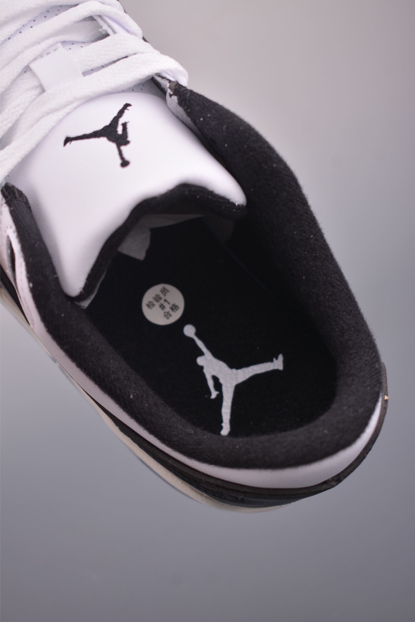 Air Jordan Flight Court 乔丹低帮复古篮球鞋 HF3255-112