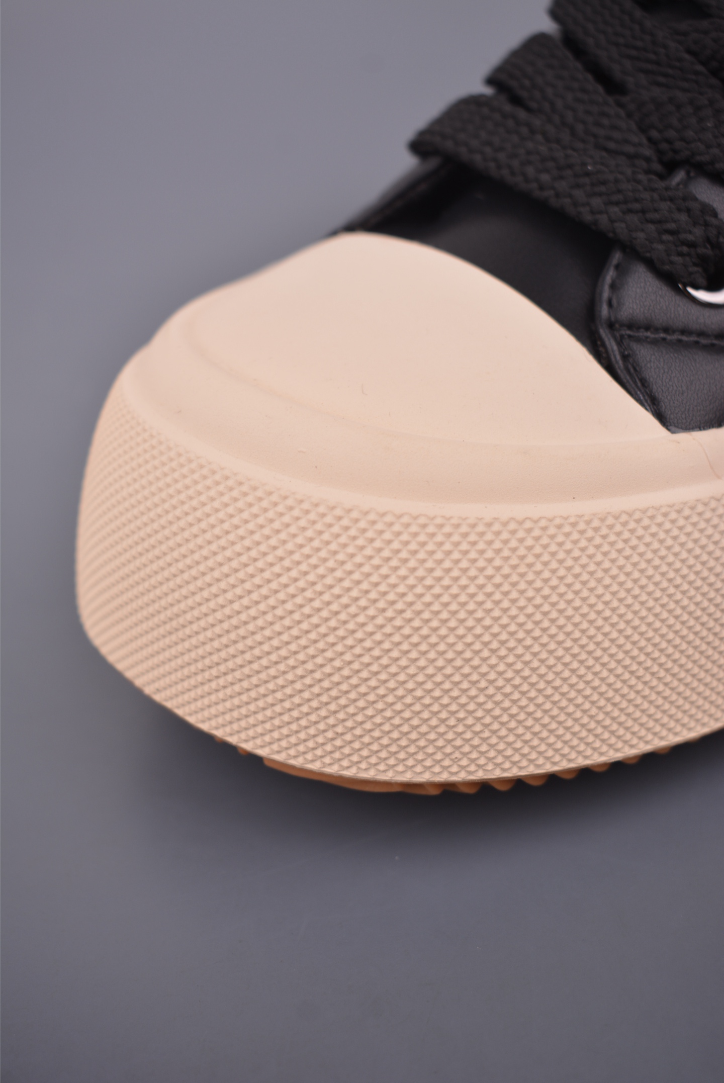 220 GG-CC GG-CC Chunky Low 厚底增高运动老爹鞋 G23Y6903