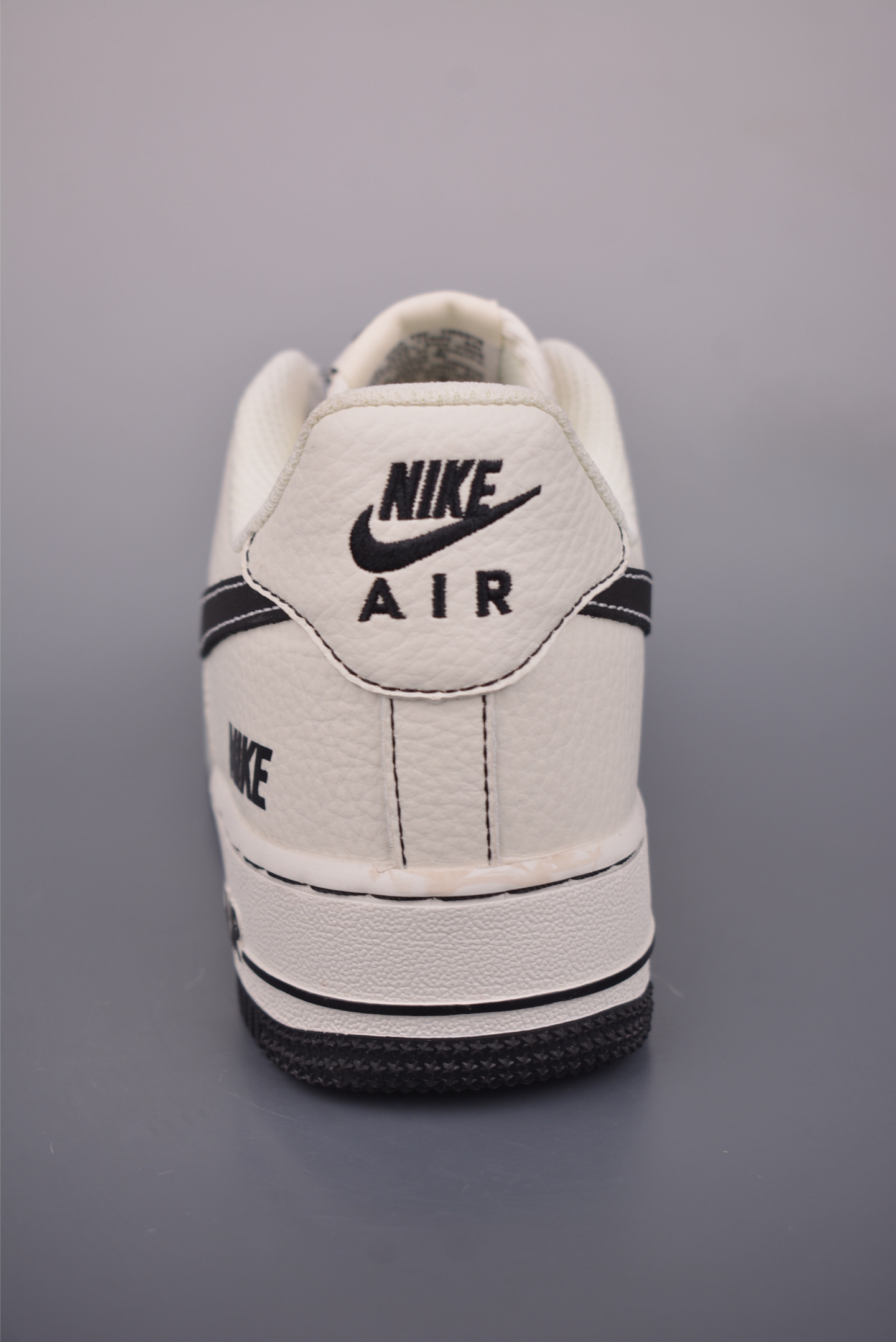 Nike Air Force 1 Low UN联名 NH0601-574