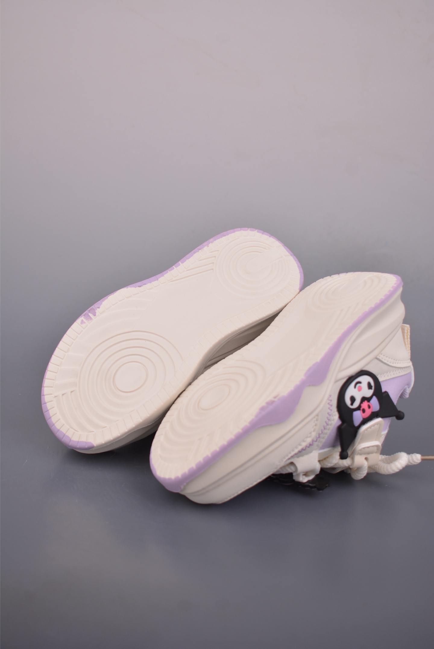 130 Sanrio 三丽欧 童鞋 休闲运动慢跑鞋