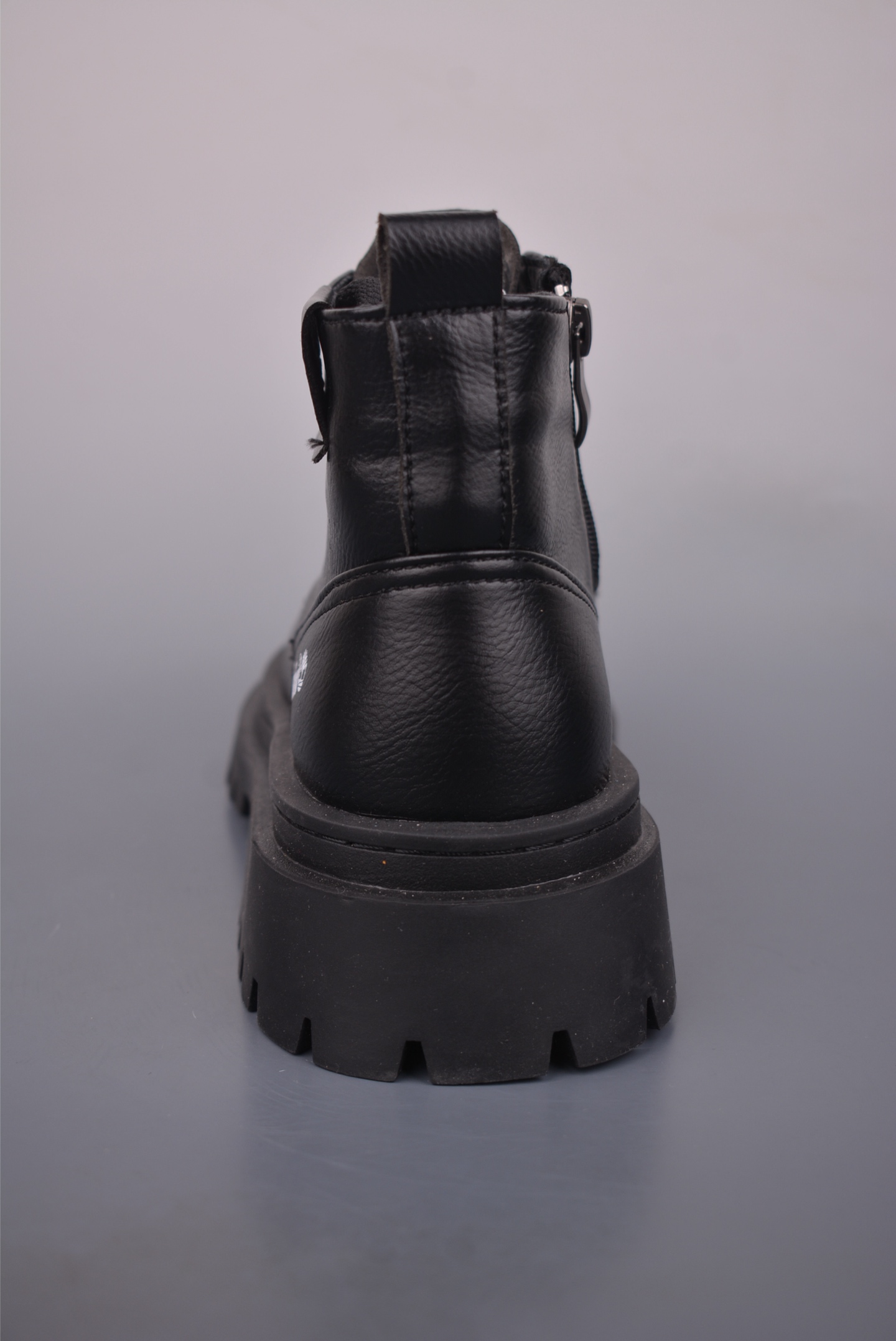 220 Timberland添柏岚/天伯伦 经典款 23ss新款中帮 TB23066-Chinese UA Cheap High Quatity Brand Clothes Bags handbags Sneakers wholesale wholesaler seller from China Factory suppliers Fashion Clothing Shoes best Quality Beautiful Price 220 Timberland添柏岚/天伯伦 经典款 23ss新款中帮 TB23066