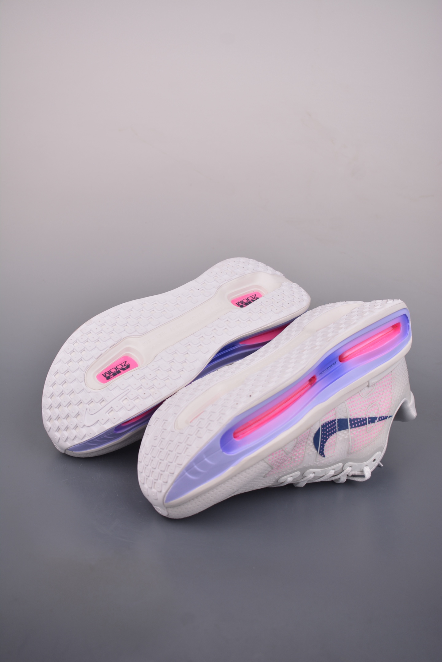 Nike Vomero premium Air气垫40周年 舒适百搭防滑耐磨 支撑缓震低帮 休闲跑步鞋 HM5973-417