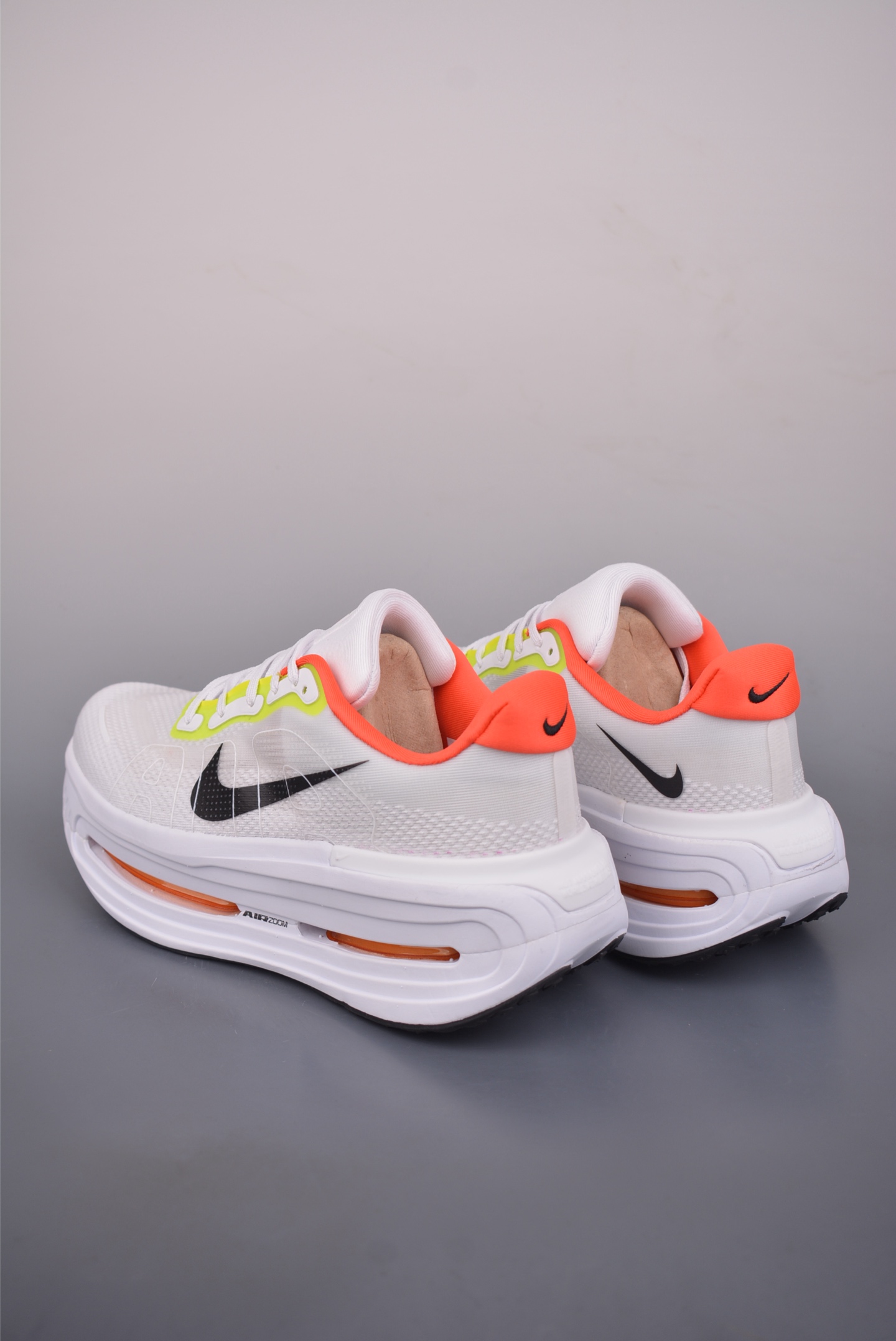 Nike Vomero premium Air气垫40周年 舒适百搭防滑耐磨 支撑缓震低帮 休闲跑步鞋 HQ2050-140