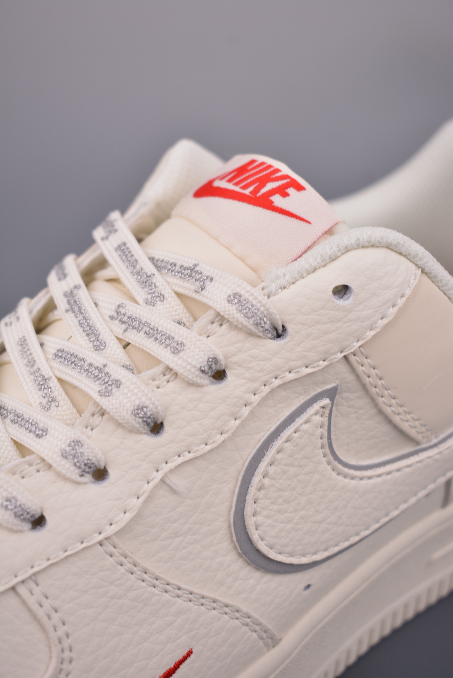 Nike Air Force 1 Low Supreme联名 CS5288-052-莆田鞋,莆田鞋货源,高仿鞋,高仿鞋货源,安福档口,莆田高仿鞋,莆田鞋批发,高仿鞋批发,莆田高仿运动鞋,高仿运动鞋,莆田运动鞋 Nike Air Force 1 Low Supreme联名 CS5288-052