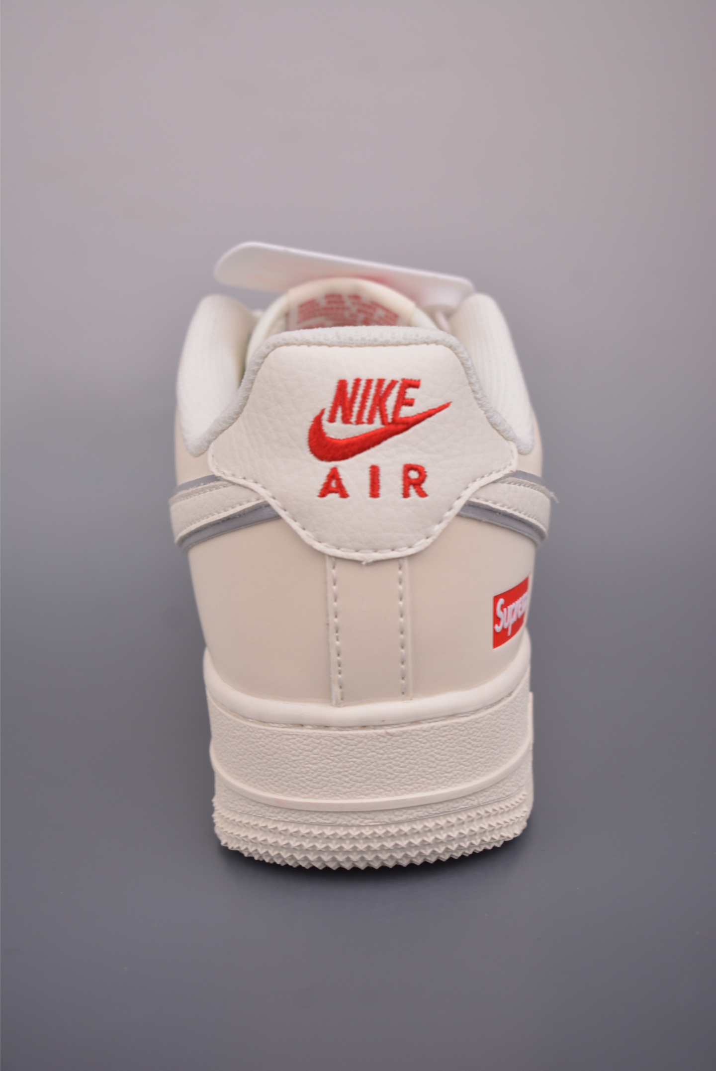 Nike Air Force 1 Low Supreme联名 CS5288-052-莆田鞋,莆田鞋货源,高仿鞋,高仿鞋货源,安福档口,莆田高仿鞋,莆田鞋批发,高仿鞋批发,莆田高仿运动鞋,高仿运动鞋,莆田运动鞋 Nike Air Force 1 Low Supreme联名 CS5288-052
