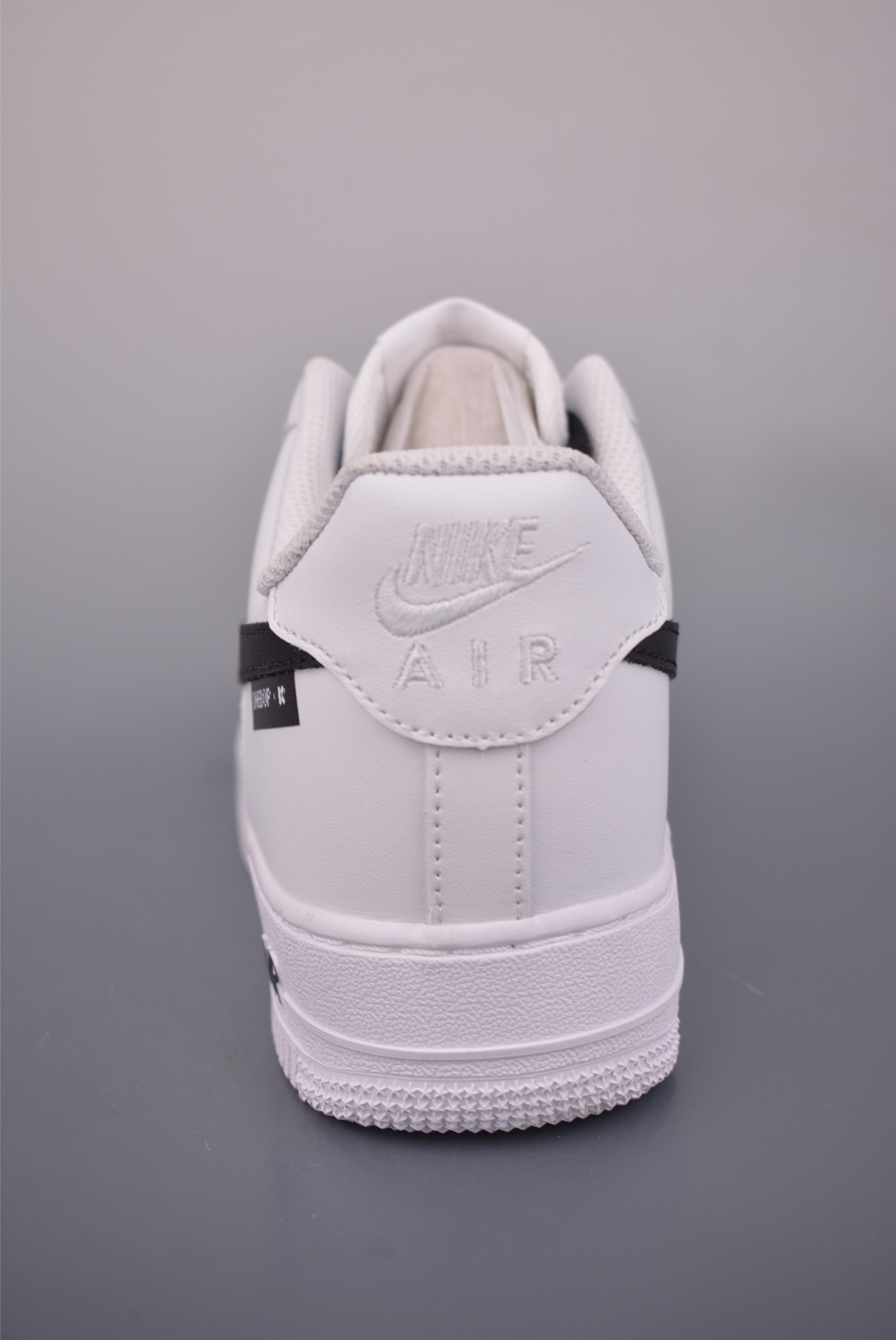 Nike Air Force 1 Low 白黑雄途 ZH0316-135
