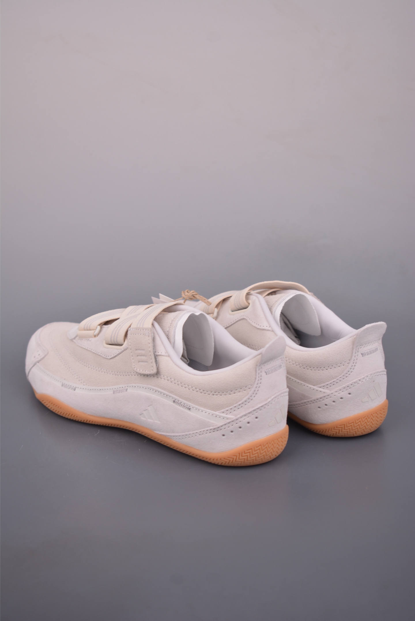 adidas FOS URBAN REVERIE 舒适时尚 阿迪fos芭蕾鞋 JS0151