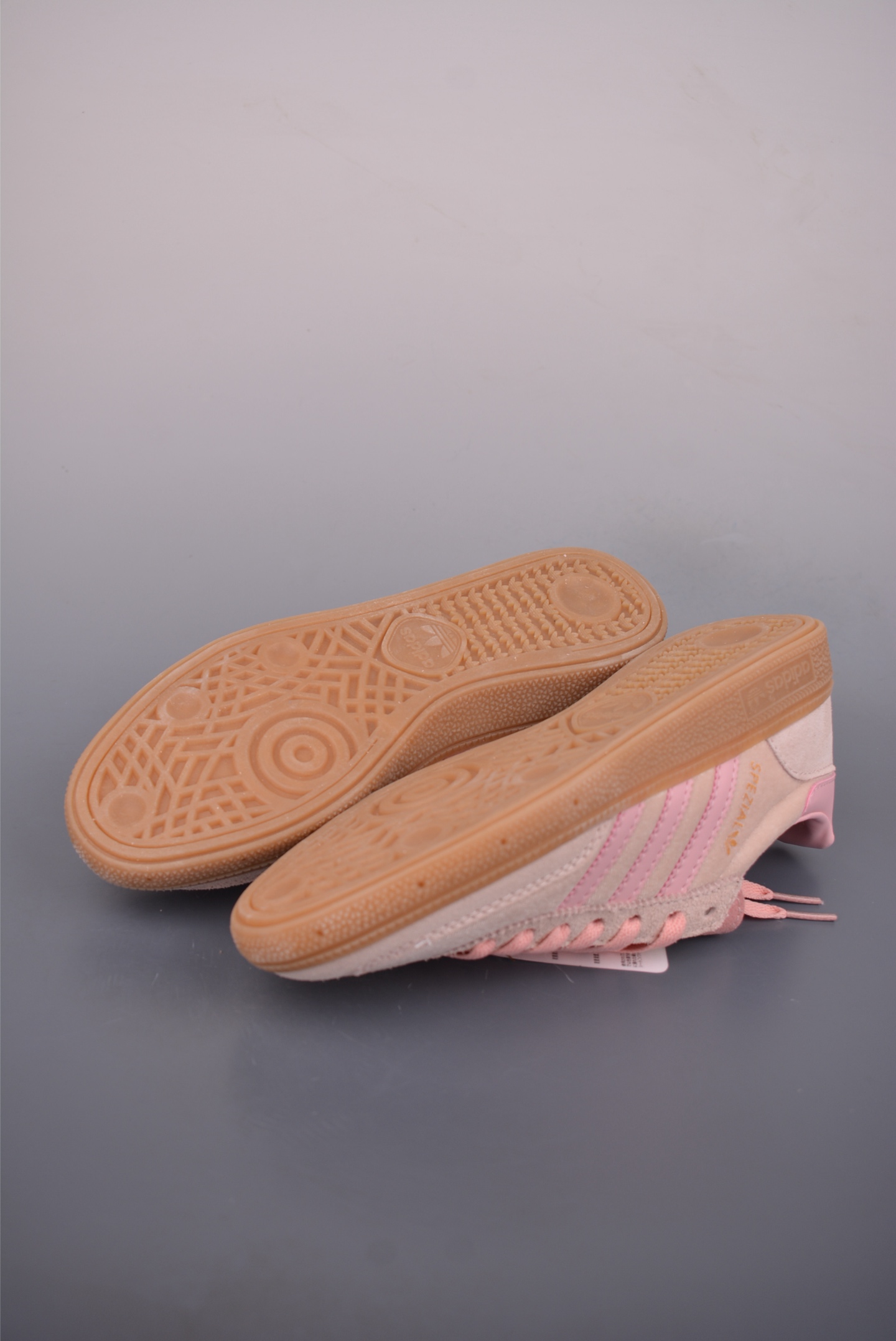 Adidas Handball Spezial 阿迪达斯经典款 复古休闲板鞋 JR3645