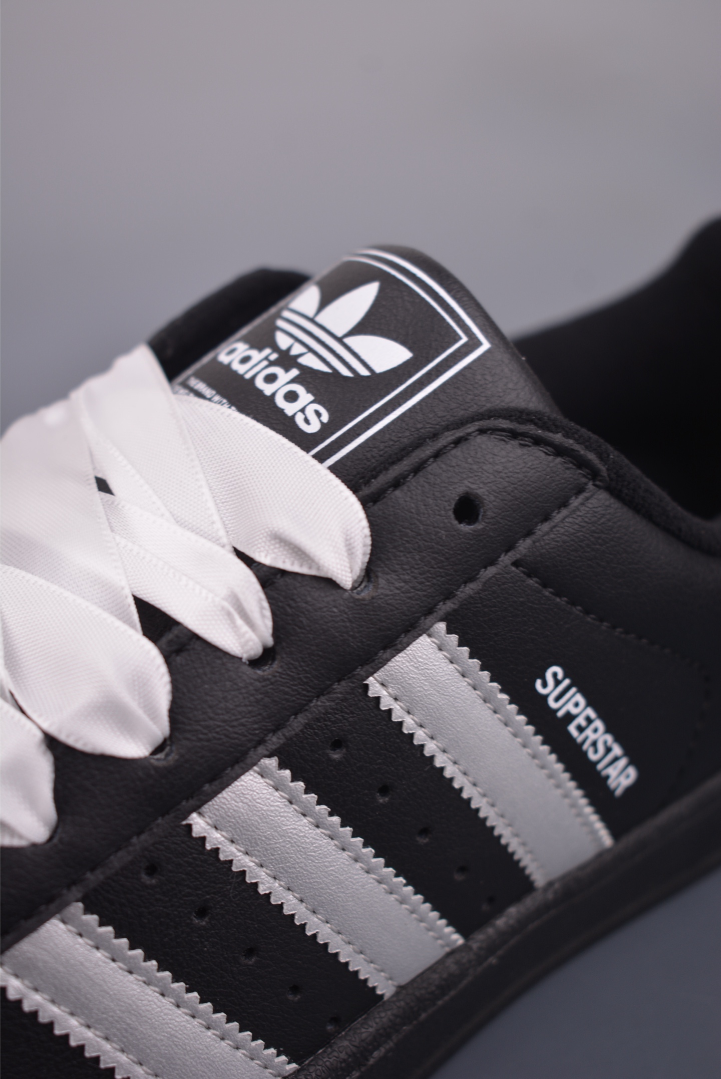 Adidas Originals Superstar 2025全新版本 贝壳头 JI0079-莆田鞋,莆田鞋货源,高仿鞋,高仿鞋货源,安福档口,莆田高仿鞋,莆田鞋批发,高仿鞋批发,莆田高仿运动鞋,高仿运动鞋,莆田运动鞋 Adidas Originals Superstar 2025全新版本 贝壳头 JI0079