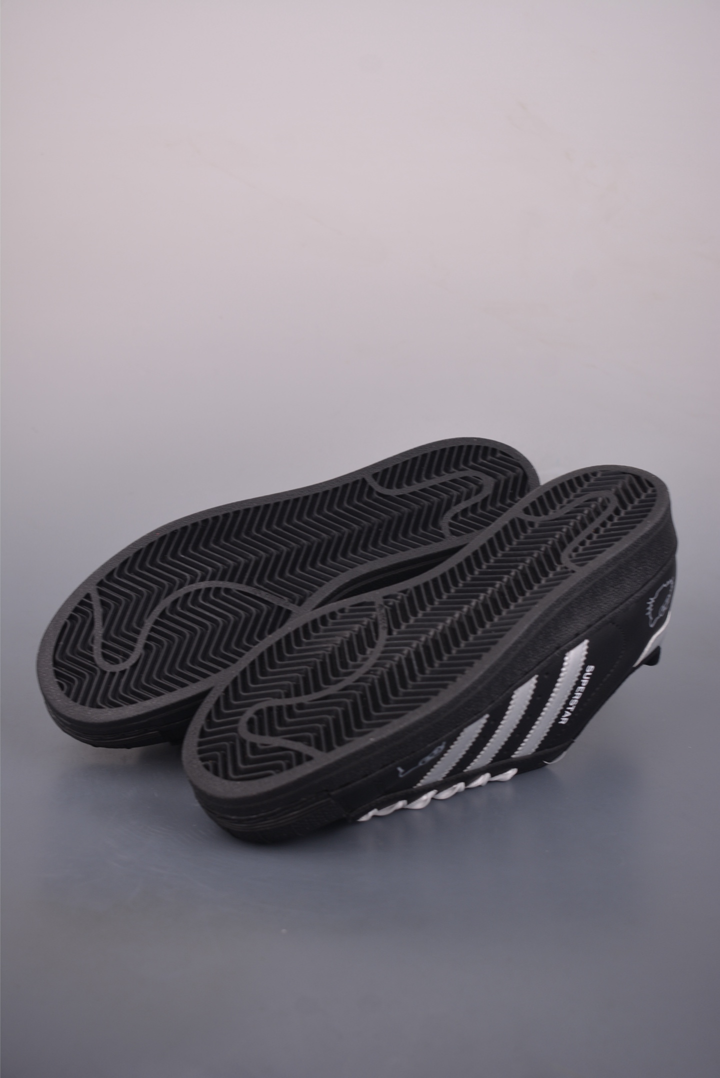 Adidas Originals Superstar 2025全新版本 贝壳头 JI0079-莆田鞋,莆田鞋货源,高仿鞋,高仿鞋货源,安福档口,莆田高仿鞋,莆田鞋批发,高仿鞋批发,莆田高仿运动鞋,高仿运动鞋,莆田运动鞋 Adidas Originals Superstar 2025全新版本 贝壳头 JI0079