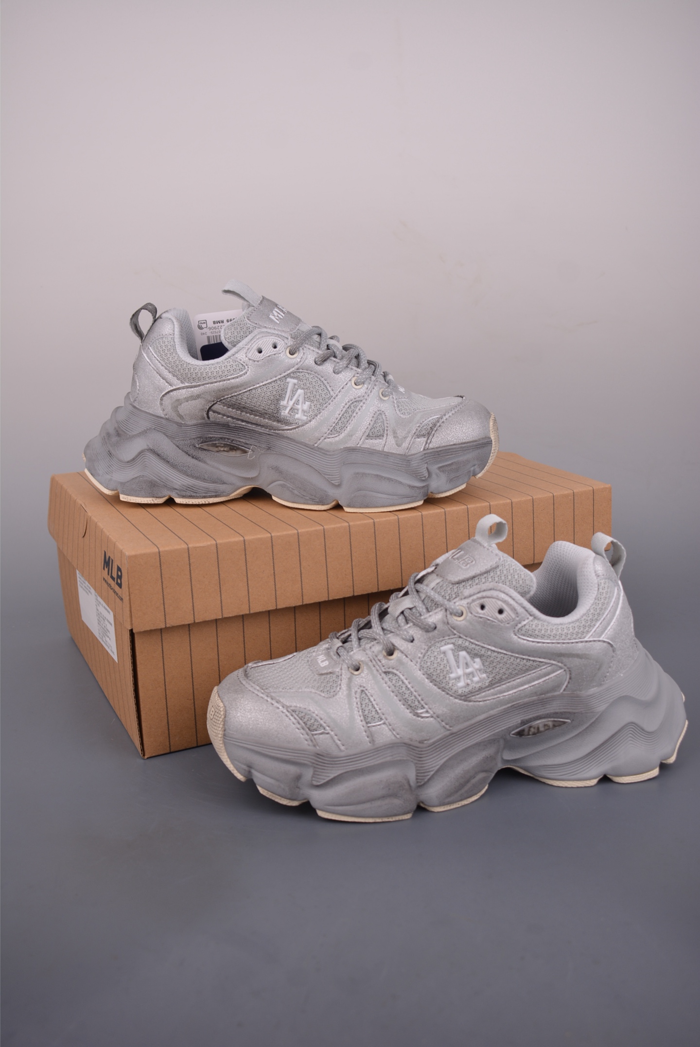 180 CHAMP CHUNKY VINTAGE 纽约洋基队 潮流时尚厚底运动鞋 3ASHCC25N-Chinese UA Cheap High Quatity Brand Clothes Bags handbags Sneakers wholesale wholesaler seller from China Factory suppliers Fashion Clothing Shoes best Quality Beautiful Price 180 CHAMP CHUNKY VINTAGE 纽约洋基队 潮流时尚厚底运动鞋 3ASHCC25N