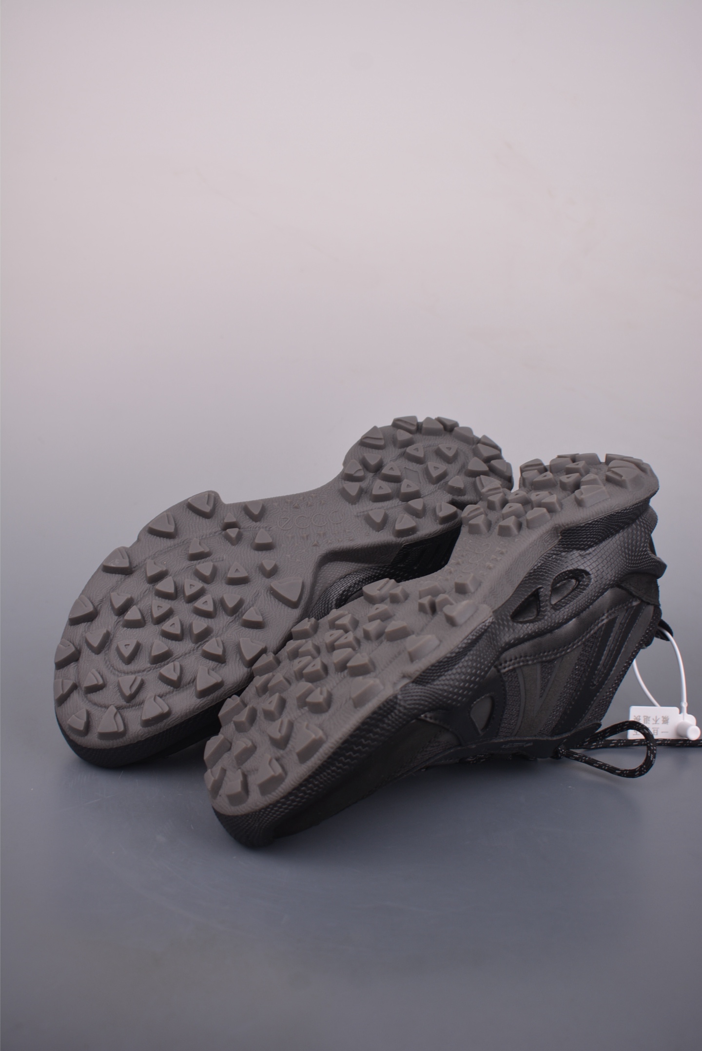 300 ECCO爱步休闲鞋子男鞋 透气防水百搭休闲板鞋 柔酷7号系列经典小白鞋 803464