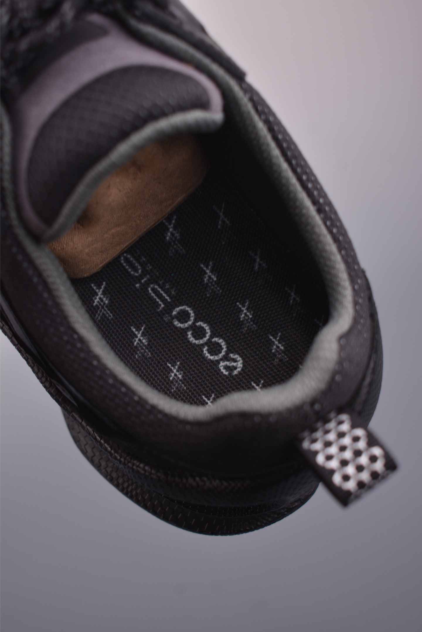 300 ECCO爱步休闲鞋子男鞋 透气防水百搭休闲板鞋 柔酷7号系列经典小白鞋 803464