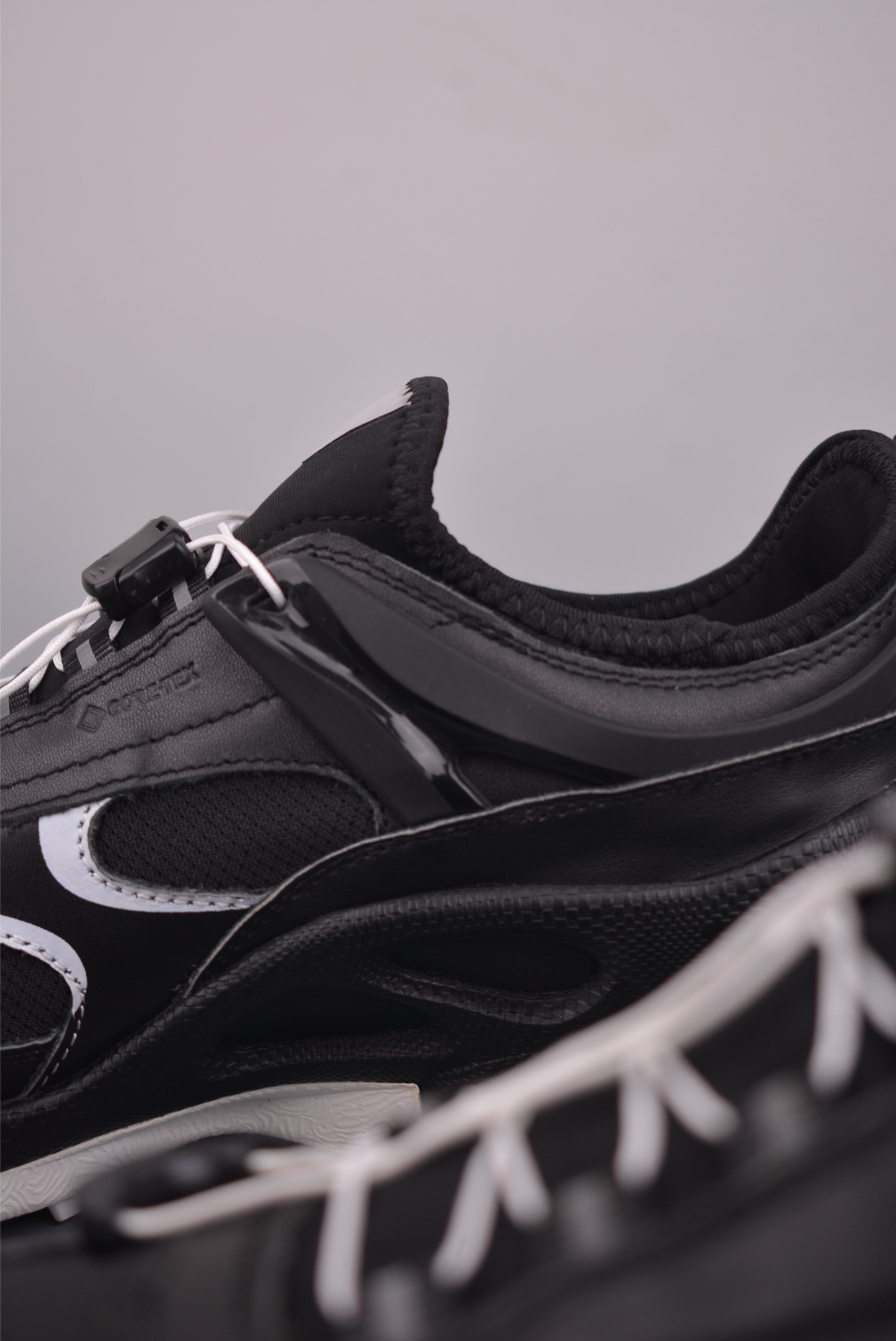 300 ECCO爱步休闲鞋子男鞋 透气防水百搭休闲板鞋 柔酷7号系列经典小白鞋 803384