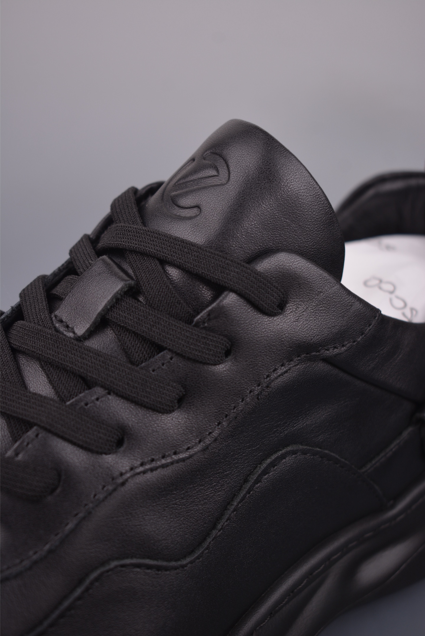 300 ECCO爱步跑步鞋百搭舒适 秋冬新款厚底休闲运动鞋男鞋 518821-Chinese UA Cheap High Quatity Brand Clothes Bags handbags Sneakers wholesale wholesaler seller from China Factory suppliers Fashion Clothing Shoes best Quality Beautiful Price 300 ECCO爱步跑步鞋百搭舒适 秋冬新款厚底休闲运动鞋男鞋 518821