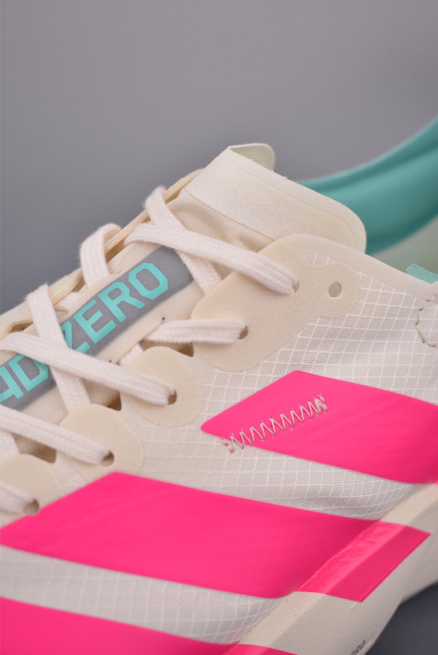 Adidas Adizero Pro 4 M 阿迪超轻透气缓震跑鞋 KJ3873